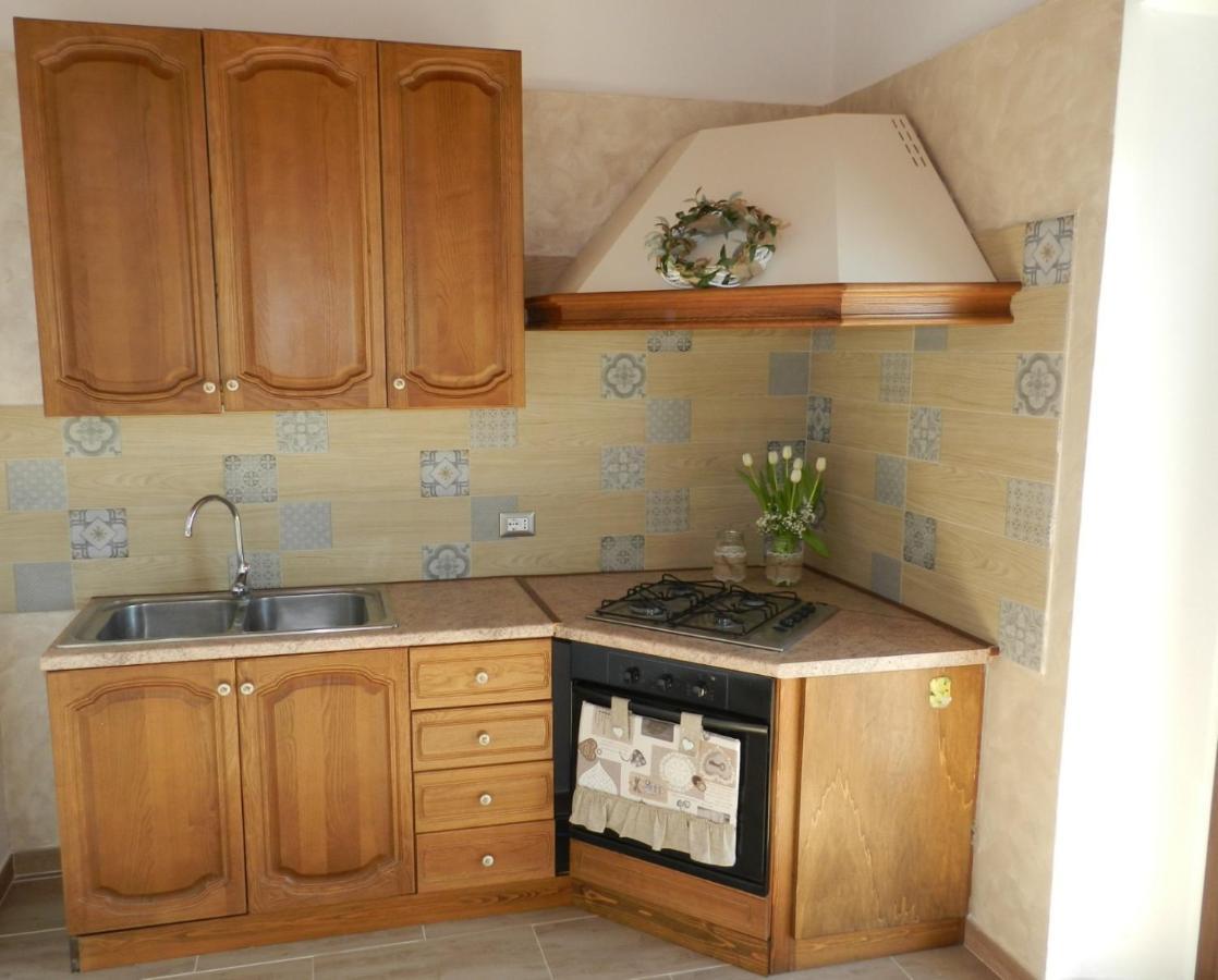 B&B Gli Ulivi SantʼAnna Arresi エクステリア 写真