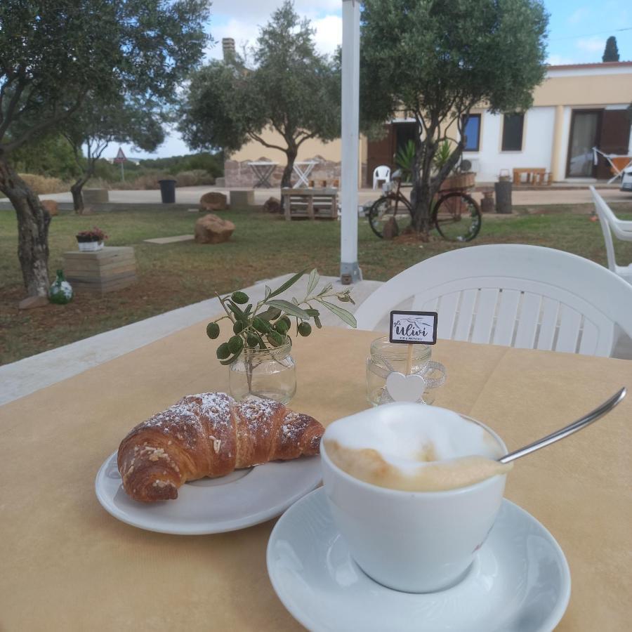 B&B Gli Ulivi SantʼAnna Arresi エクステリア 写真