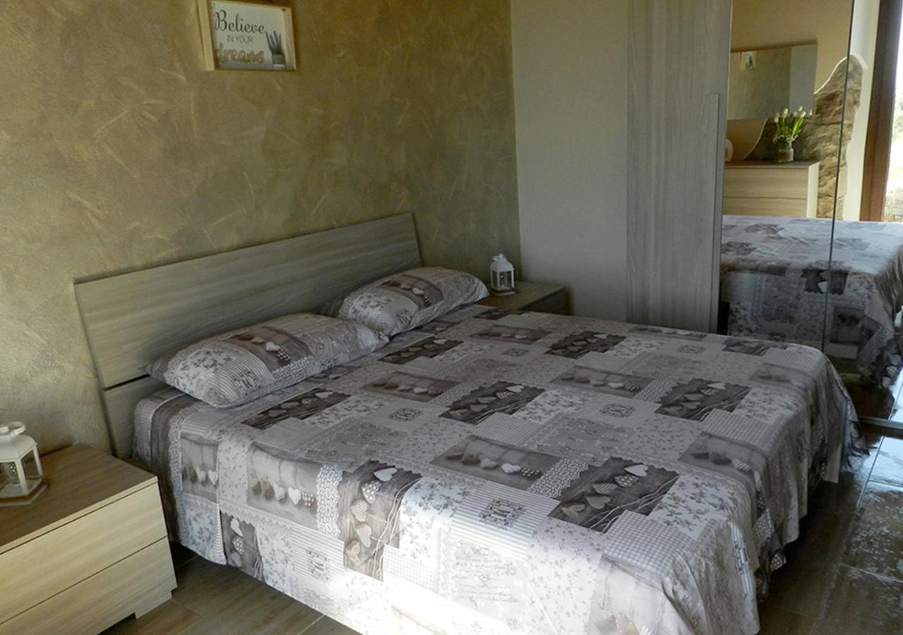 B&B Gli Ulivi SantʼAnna Arresi エクステリア 写真
